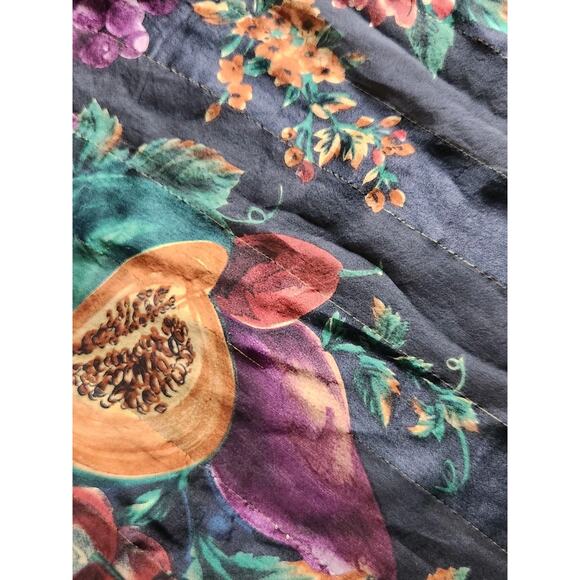 Vtg Unbranded Hand Rolled Still Life Floral Fruit Square Silk Scarf 30x30 In - Picture 4 of 5